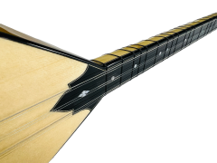 Pelesenk Fishman Ekolayzerli Klavyeli Kısa Sap Bağlama